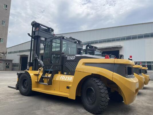 FD300 30 톤 디젤 헤비듀티 지게차 Cummins Engine 4.0g 마스트 철강 산업