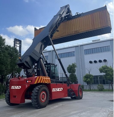 컨테이너 취급을 위한 ZF 자동 변속기와 커민스 엔진을 가진 Kessler Reach Stacker
