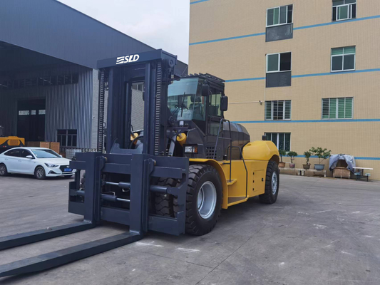 다재다능한 중부 승강차 중량 부하용 포크리프트 등급 부하 15000kg 기울기 각도 45-90도 마스트 승강 높이 3000mm