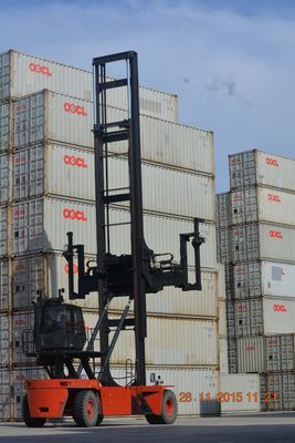 기호 논리학 야드 9000kgs 9t 지게차 빈 컨테이너 다루는 사람