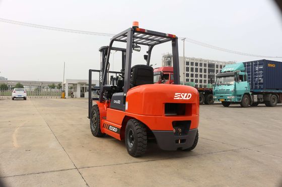 FD30 3000kgs 디젤 엔진 지게차는 이수주 / 미츠비시 엔진으로 설비했습니다