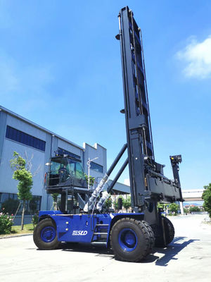 71400 Kgs (부하) CUMMINS QSM11-330 엔진을 사용하는 빨간색 빈 컨테이너 처리기