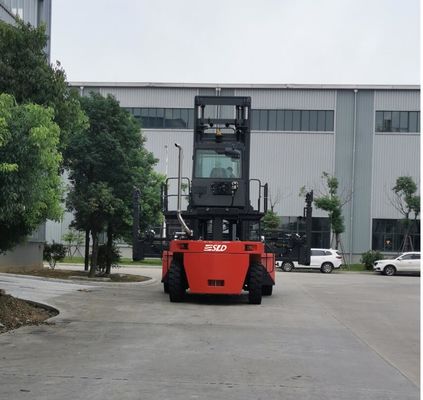 Cummins QSB6.7 엔진 3개의 층을 쌓기를 위한 가동 가능한 20ft 40ft 빈 콘테이너 취급자