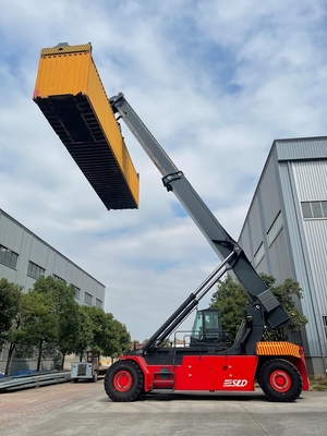 CUMMINS QSM11-330 엔진이 장착된 45000kg 컨테이너 리치 스태커