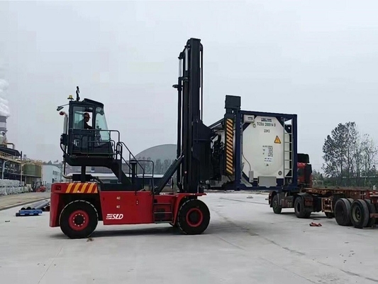 CUMMINS QSM11-330 엔진 빈 컨테이너 핸들러와 Kessler D102PL341 드라이브 축